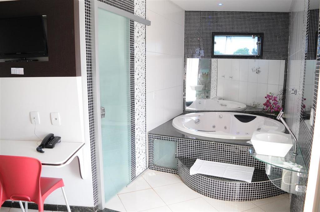 Hotel Nova America Teixeira de Freitas Bagian luar foto